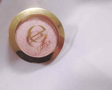 シャイニーシャドウ N/excel/単色アイシャドウを使ったクチコミ(1枚目)