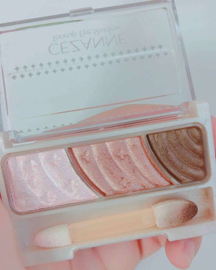 トーンアップアイシャドウ/CEZANNE/アイシャドウパレットを使ったクチコミ(2枚目)