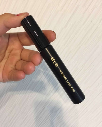 LB ボリュームラッシュプロのクチコミ「LBのマスカラ ボリュームタイプです!
とても使いやすくまつ毛にぴったりでオススメです!
.....」(1枚目)