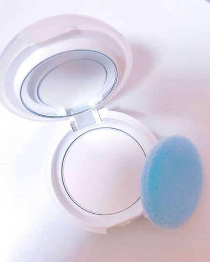 アクメディカ 薬用 オイルコントロールパウダーWH クリア/ナリスアップ/プレストパウダーを使ったクチコミ(1枚目)