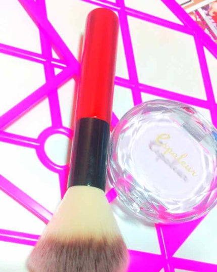 エスポルール プレストパウダー ラベンダーパール/エスポルール/プレストパウダーを使ったクチコミ(4枚目)