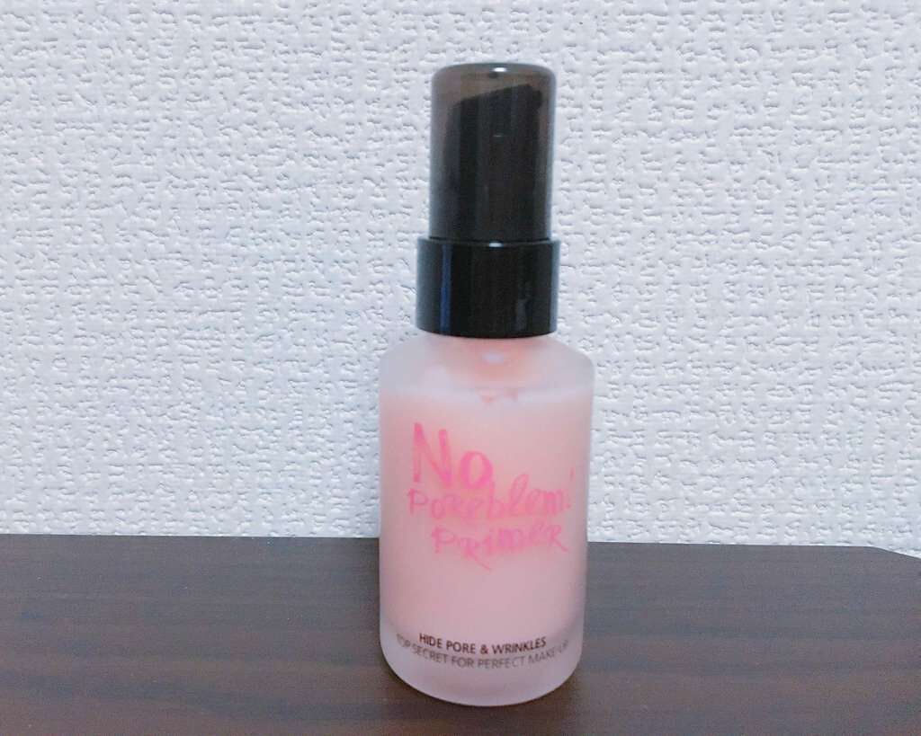 

タッチインソル プライマー ☺︎

薬局でたまたま見つけ購入してみたらとってもよかった化粧下地です( ¨̮ )

肌の凹凸を整えてくれて、化粧崩れ防止の効果もあります❁
メイク前のスキンケア後にこれを塗ってからメイクすると他の下地やファ