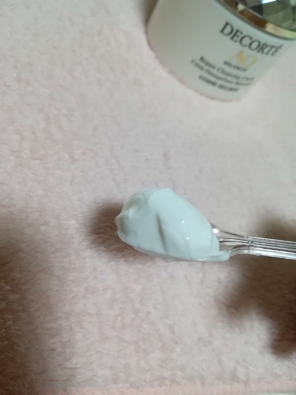 DECORTÉ AQ ミリオリティ リペア クレンジングクリームのクチコミ「コスメデコルテのミリオリティ
リペア　クレンジングクリーム

使用量はさくらんぼ大くらい

使.....」（2枚目）