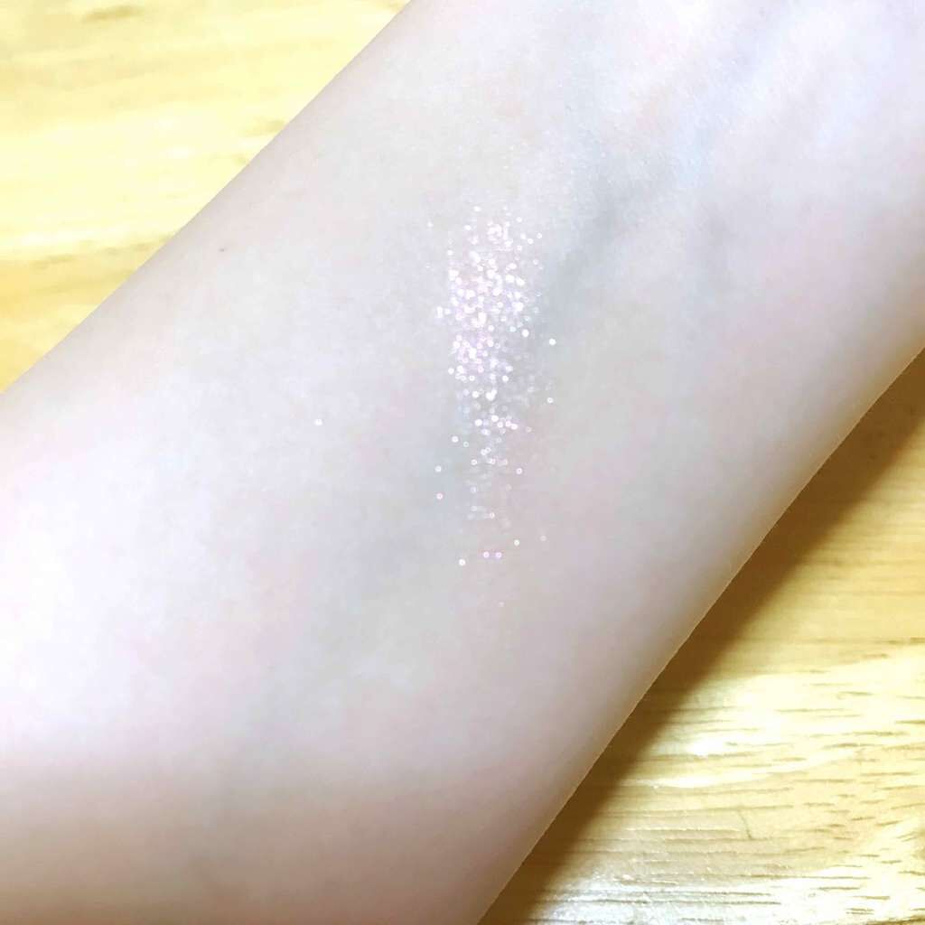 ダズルシャドウ/M・A・C/単色アイシャドウを使ったクチコミ(2枚目)