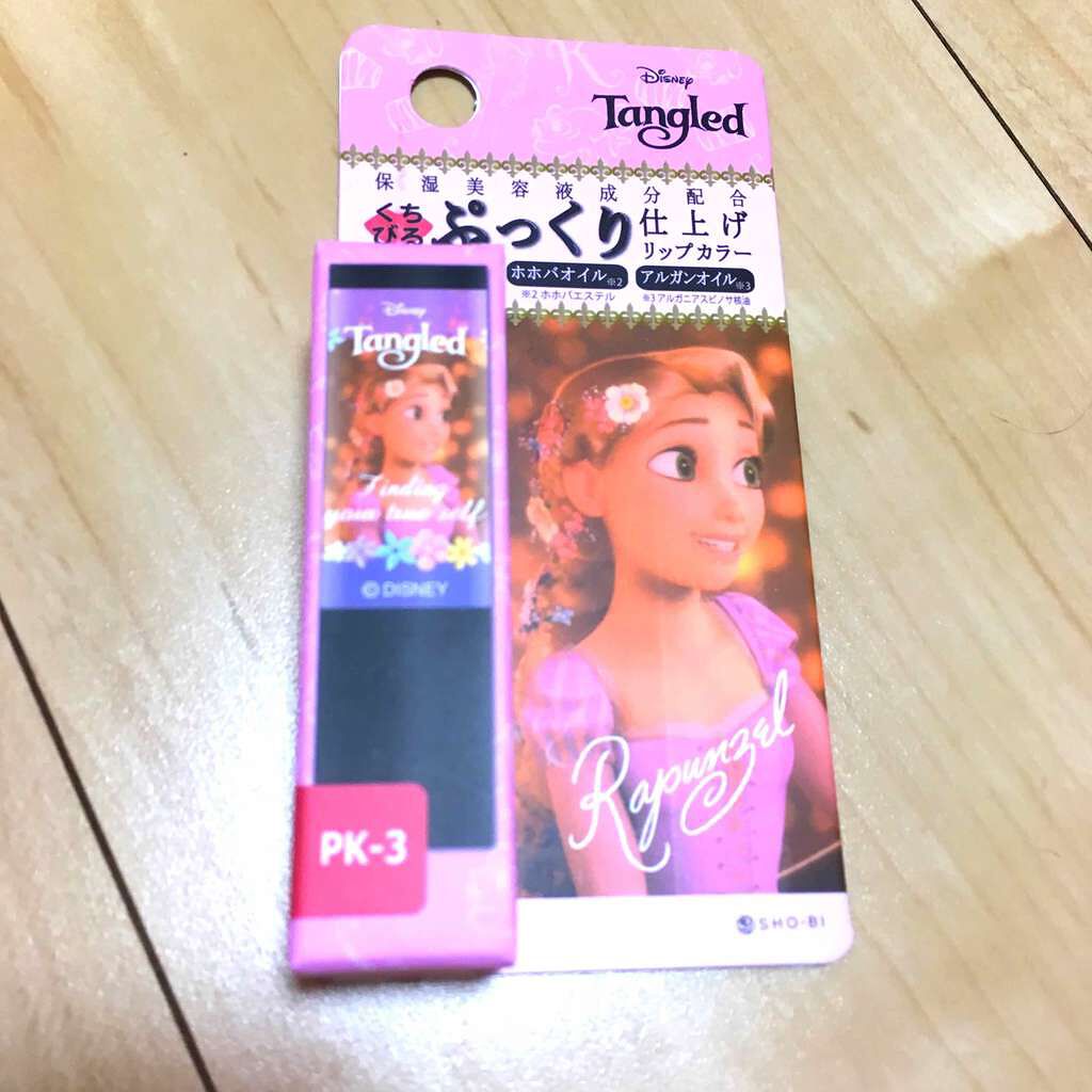 しまむら ディズニー リップのクチコミ「✩ しまむら ✩
ディズニー コラボ リップ
こちらの色が三色の中で一番
私的に使いやすいです。..」（1枚目）