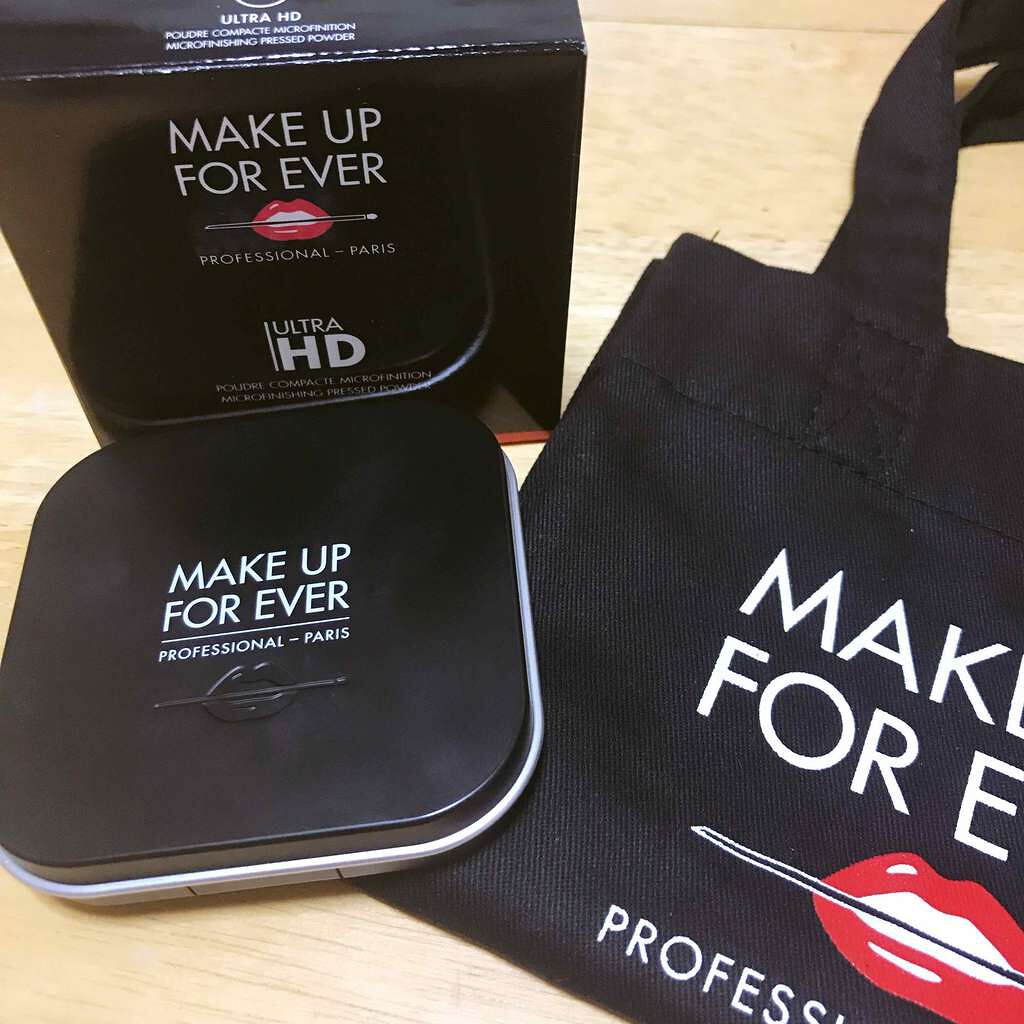 ウルトラHDプレストパウダー/MAKE UP FOR EVER/プレストパウダーを使ったクチコミ(2枚目)