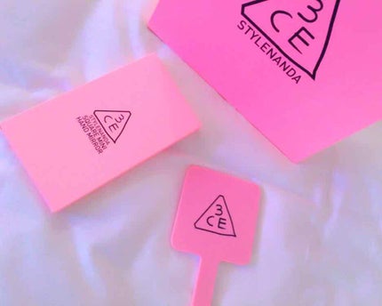 3CE スクエア ミニ ハンドミラー/3CE/その他化粧小物を使ったクチコミ(1枚目)