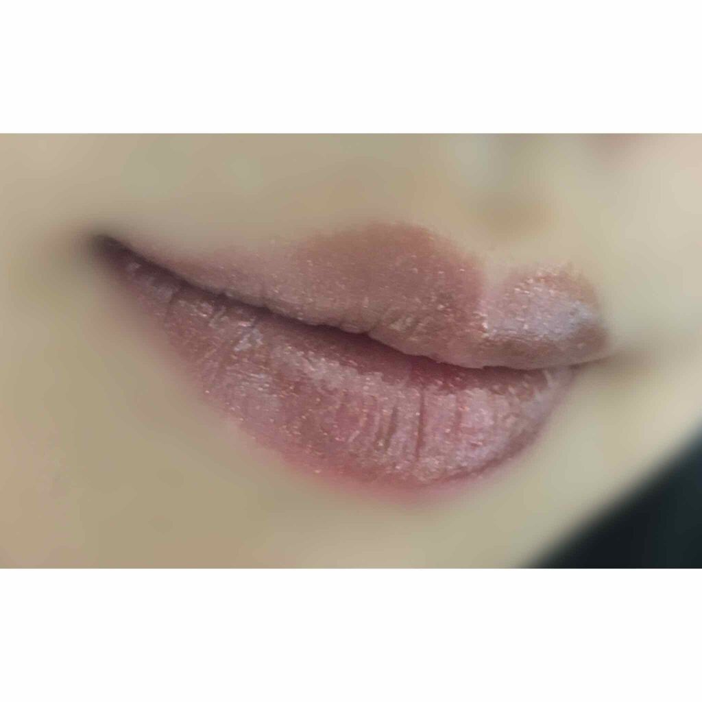 リップ カラー シマー/BOBBI BROWN/口紅を使ったクチコミ（3枚目）