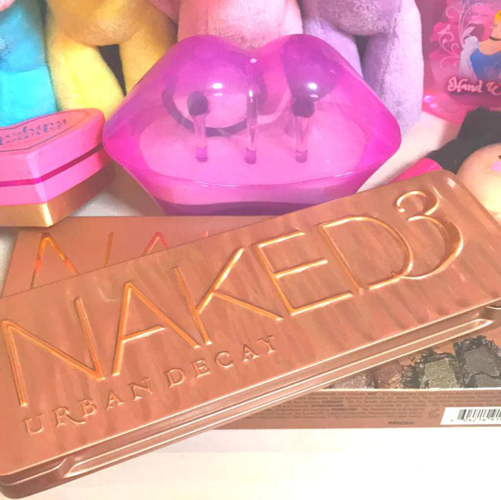 NAKED3 パレット/アーバンディケイ/アイシャドウパレットを使ったクチコミ(1枚目)