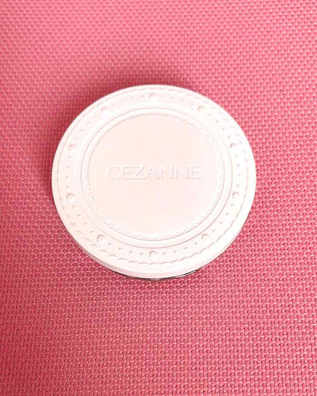 UVクリアフェイスパウダー/CEZANNE/プレストパウダーを使ったクチコミ(1枚目)