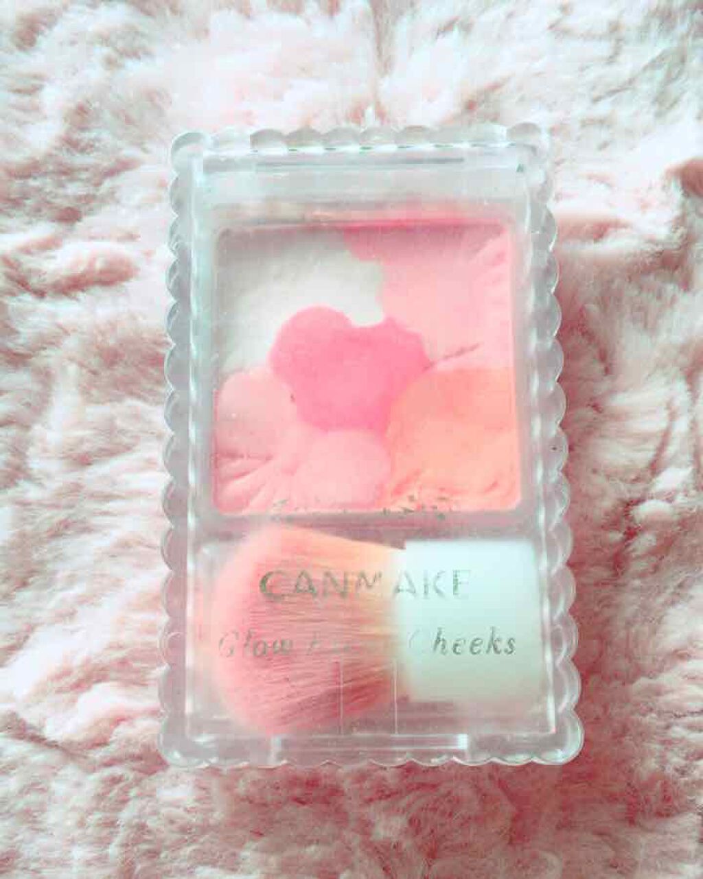 グロウフルールチークス/キャンメイク/パウダーチークを使ったクチコミ(1枚目)