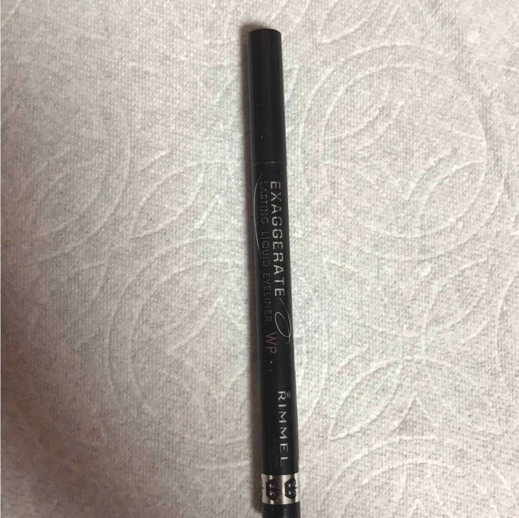リンメル ロンドン エグザジェレート パーフェクト リキッドアイライナーのクチコミ「02 ブラウン

こちら非常にオススメです（*＾＾*)

細くも太くも書けて
はね上げ、切開ラ.....」（1枚目）