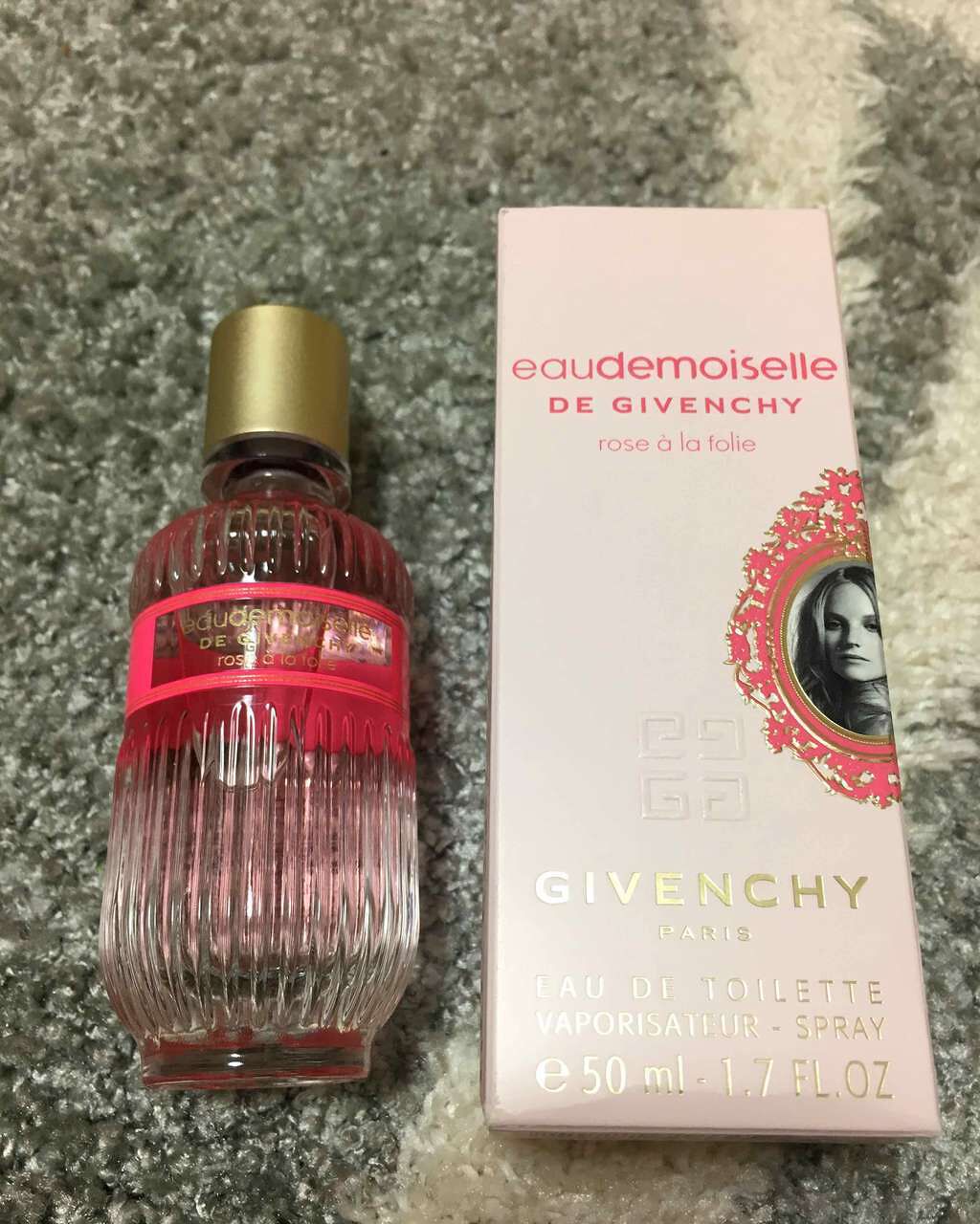オードモワゼル ローズ アラフォリ オーデトワレ/GIVENCHY/香水(レディース)を使ったクチコミ(1枚目)