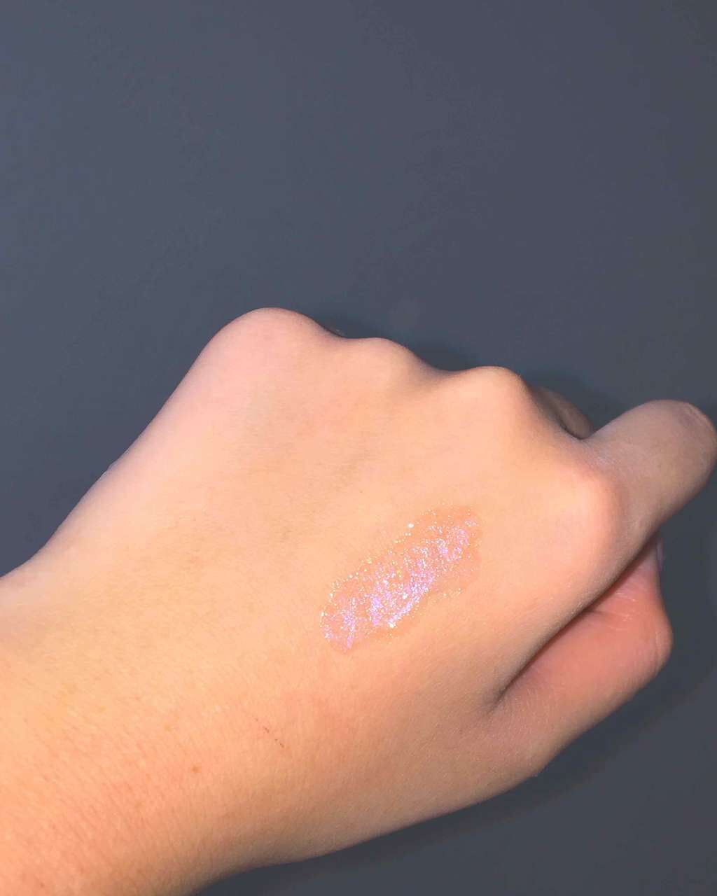 ラブダーリン フルーツチューブ ストロベリーの香り/ラブダーリンコスメ/リップグロスを使ったクチコミ（2枚目）