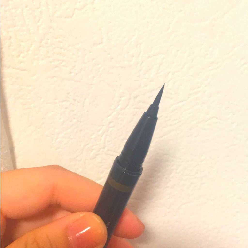 Burberry Beauty キャットアイライナーのクチコミ「今まで色々試してきたし、プチプラでもたくさんいいのがあるアイライナー。
これは私にとって抜群に.....」（3枚目）