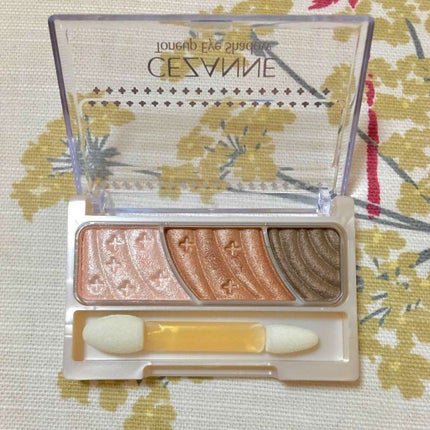 トーンアップアイシャドウ/CEZANNE/アイシャドウパレットを使ったクチコミ(2枚目)