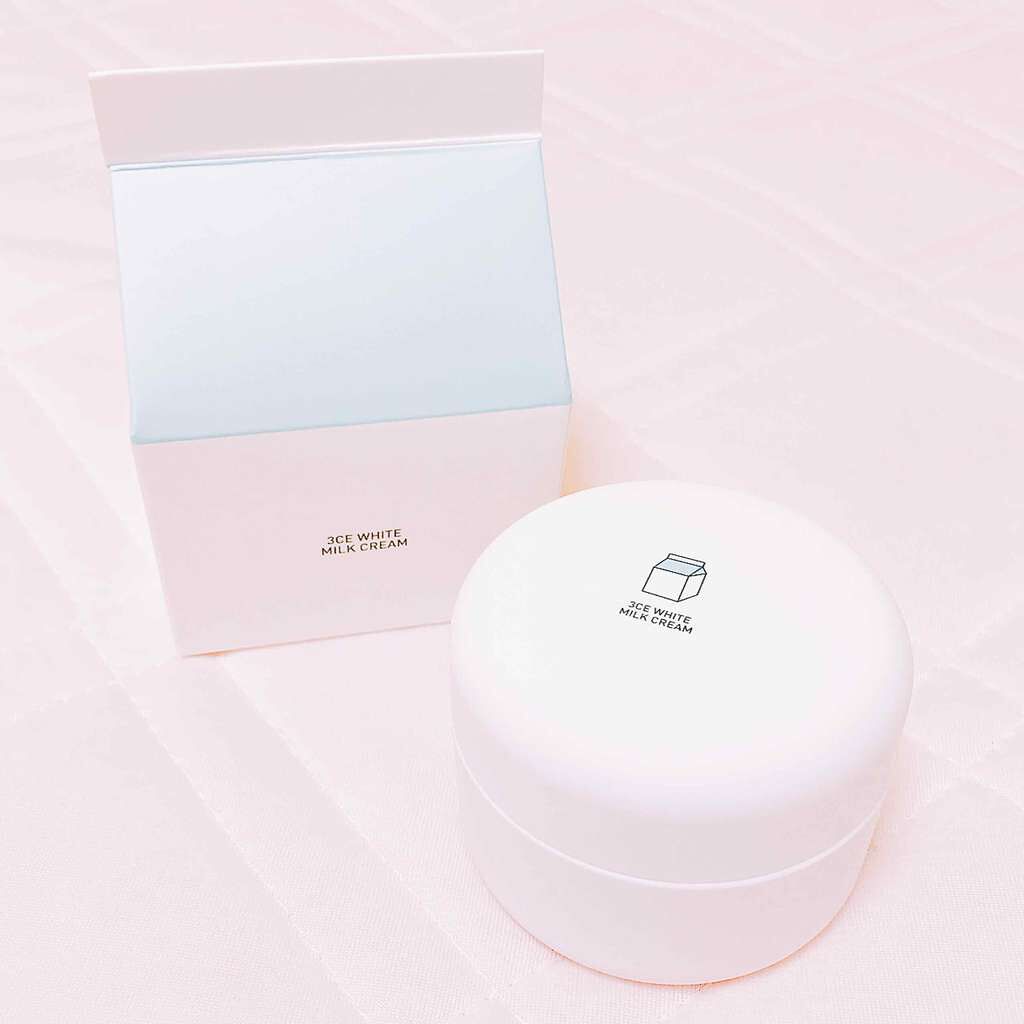WHITE MILK CREAM/3CE/フェイスクリームを使ったクチコミ(1枚目)