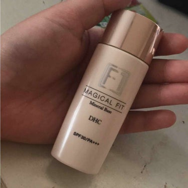 DHC ミネラルベース マジカルフィットF1

化粧下地になります。

美容成分85%
SPF30/PA+++

皮脂を素早く吸着しテカリや崩れを抑える
毛穴の凸凹をカバーしながら
ピュア肌を15時間キ