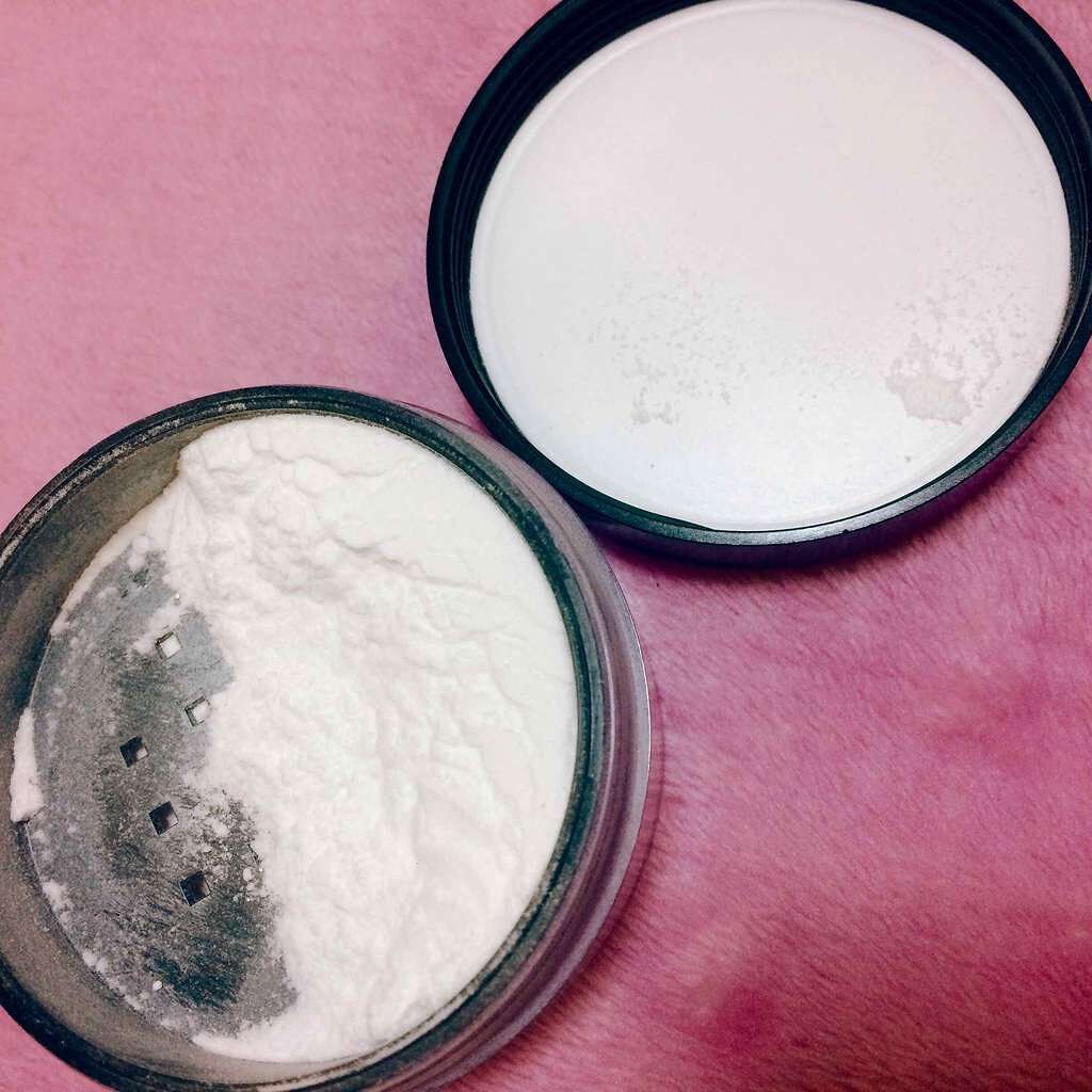 プレップ プライム トランスペアレント フィニッシング パウダー/M・A・C/ルースパウダーを使ったクチコミ(2枚目)