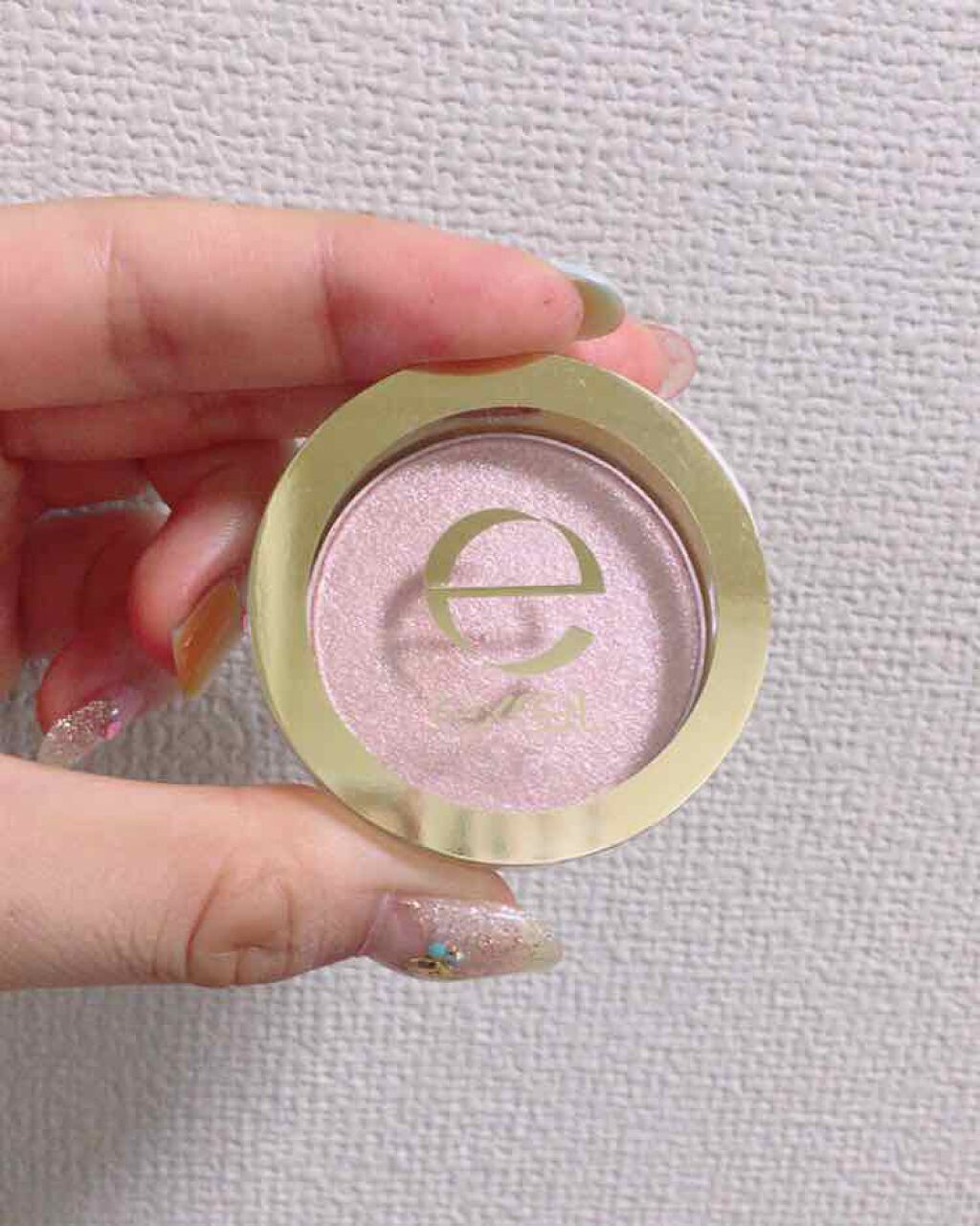 シャイニーシャドウ N/excel/単色アイシャドウを使ったクチコミ（1枚目）