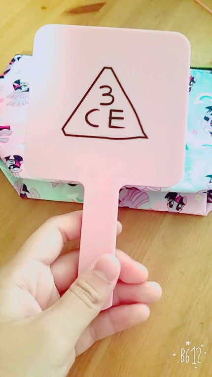 3CE スクエア ミニ ハンドミラー/3CE/その他化粧小物を使ったクチコミ(1枚目)