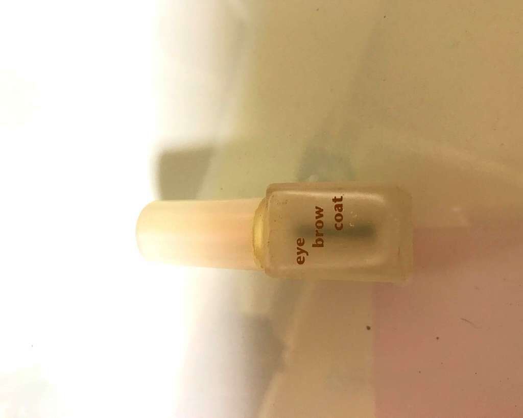 エバビレーナ アイブローコート/DAISO/アイブロウコートを使ったクチコミ(1枚目)