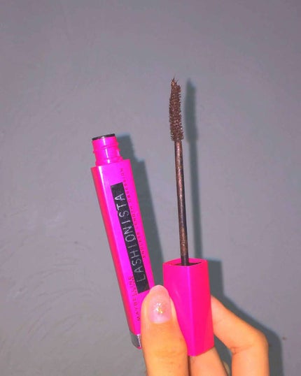 ラッシュニスタ ケアプラス/MAYBELLINE NEW YORK/マスカラを使ったクチコミ(2枚目)