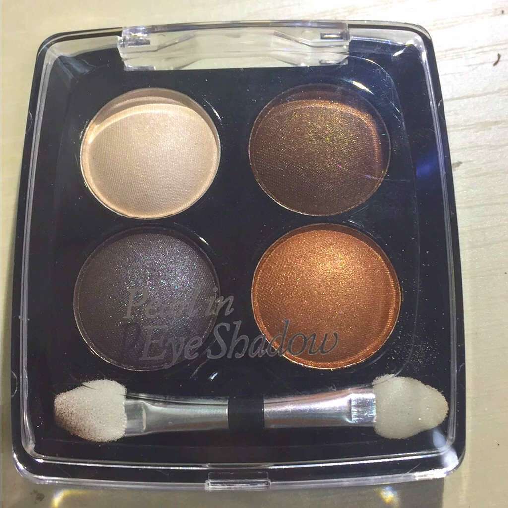 エルファー パールインアイシャドウ/DAISO/アイシャドウパレットを使ったクチコミ(1枚目)