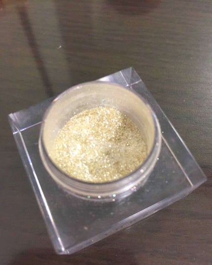 シマリング カラー ヴェール/THREE/単色アイシャドウを使ったクチコミ(2枚目)