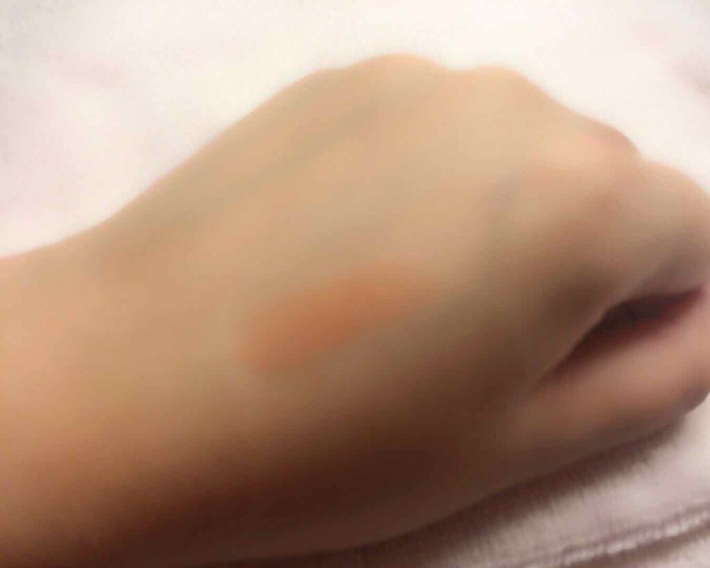 リップエッセンス (カラースティック)/ettusais/リップケアを使ったクチコミ(2枚目)