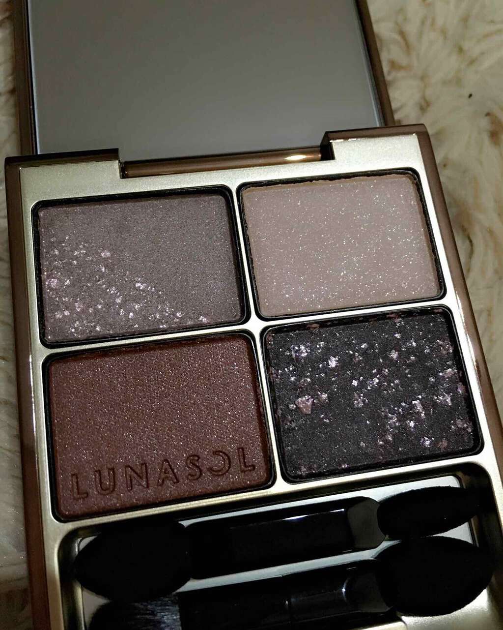 シャインフォールアイズ/LUNASOL/アイシャドウパレットを使ったクチコミ(1枚目)