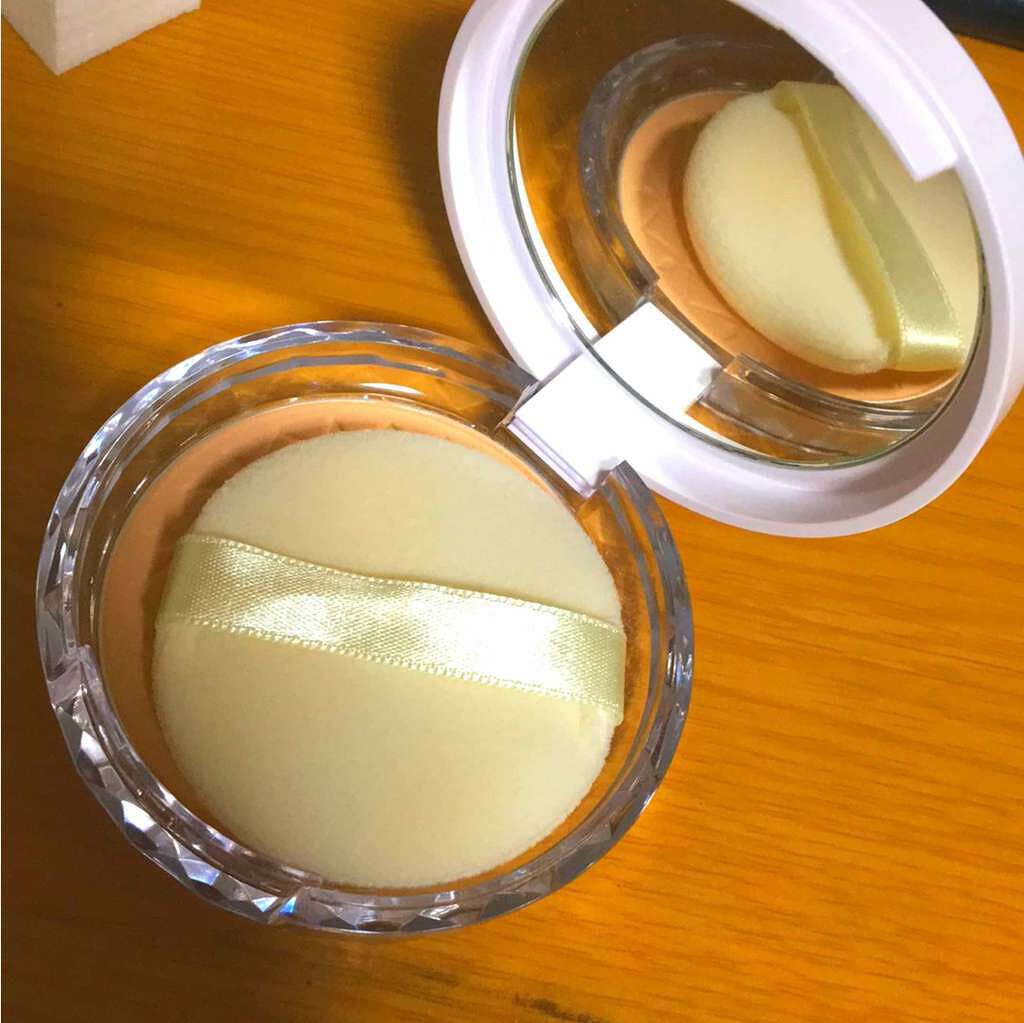 UVクリアフェイスパウダー/CEZANNE/プレストパウダーを使ったクチコミ(2枚目)