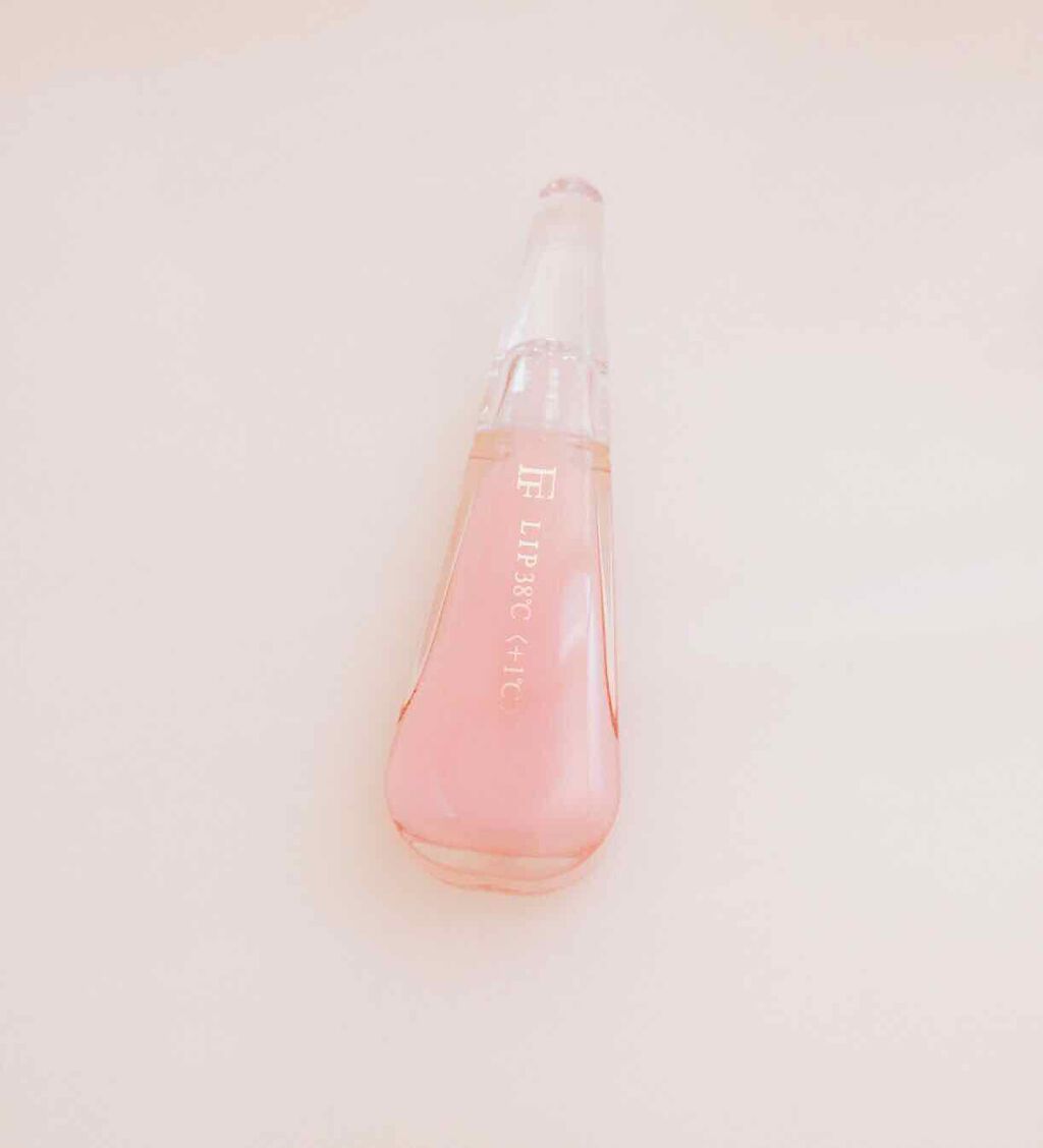 38°C / 99°F リップトリートメント (リップ美容液)/UZU BY FLOWFUSHI/リップケアを使ったクチコミ（1枚目）