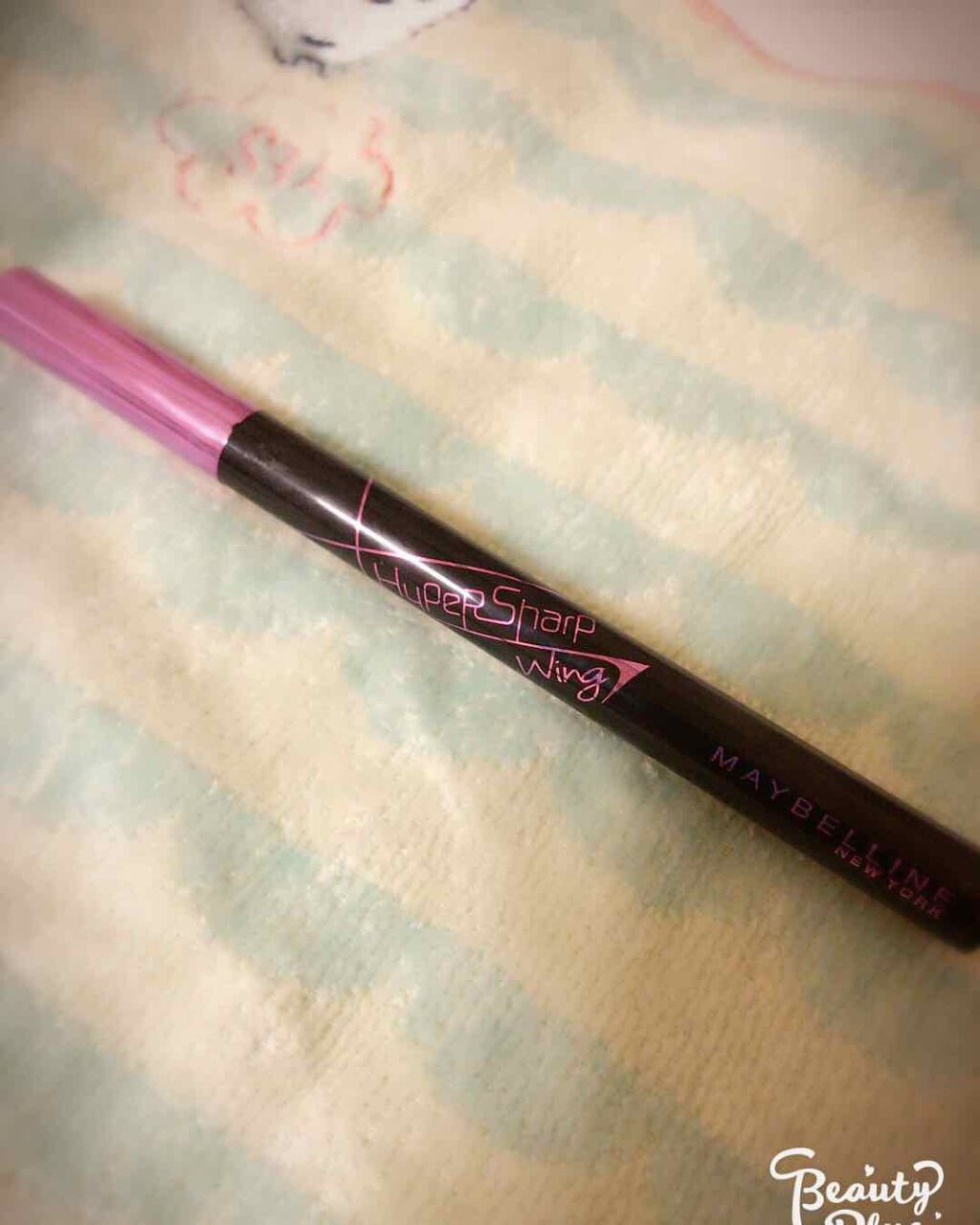 ハイパーシャープ ウィング ライナー/MAYBELLINE NEW YORK/リキッドアイライナーを使ったクチコミ（1枚目）