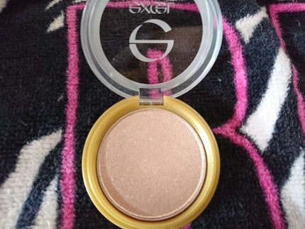 シャイニーシャドウ N/excel/単色アイシャドウを使ったクチコミ(2枚目)