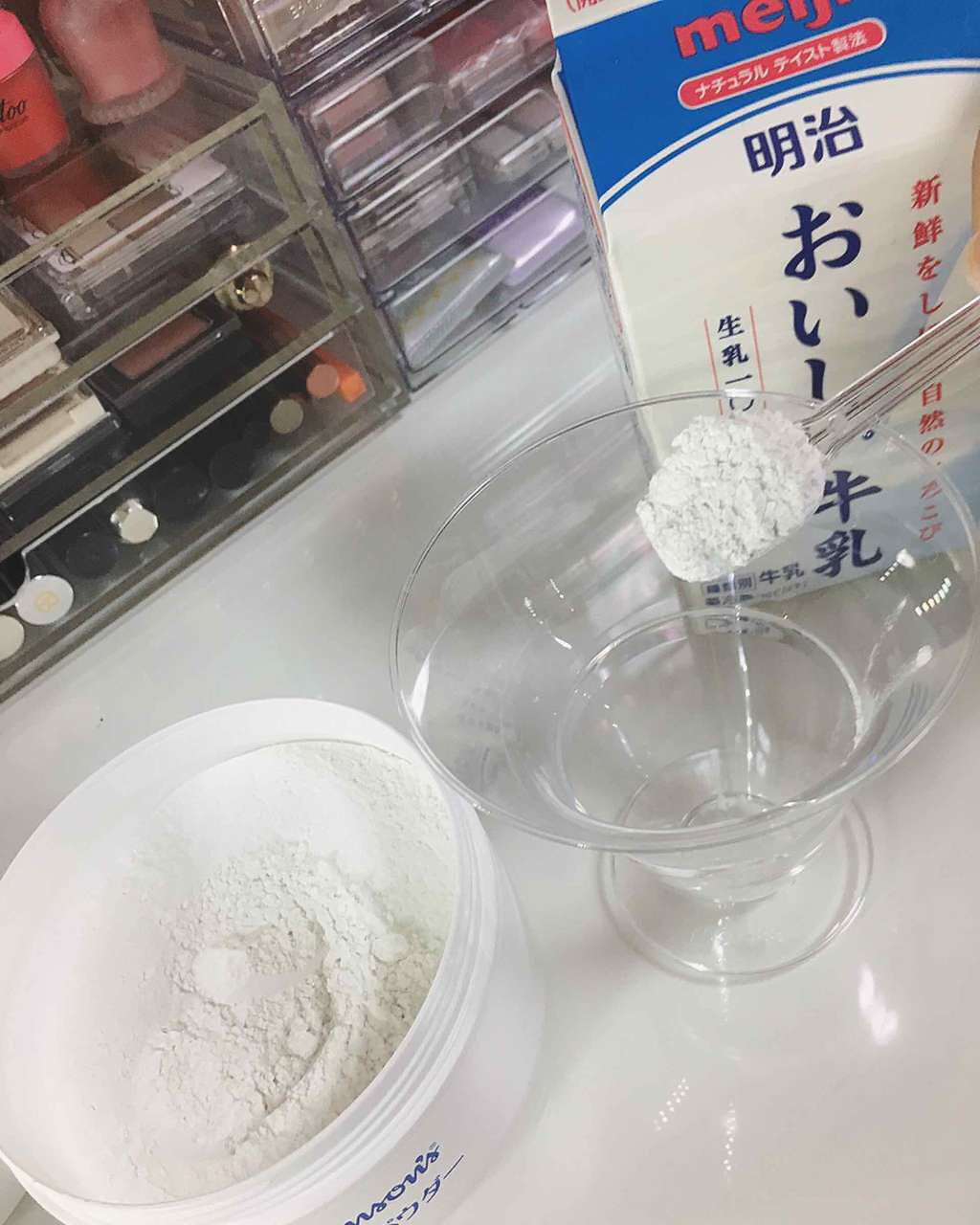 ジョンソン ベビーパウダー/ジョンソンベビー/ボディパウダーを使ったクチコミ(2枚目)