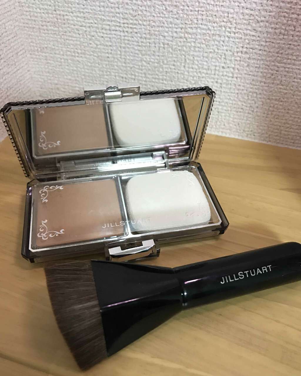 クリスタルポリッシュ ファンデーションブラシ/JILL STUART/メイクブラシを使ったクチコミ（1枚目）