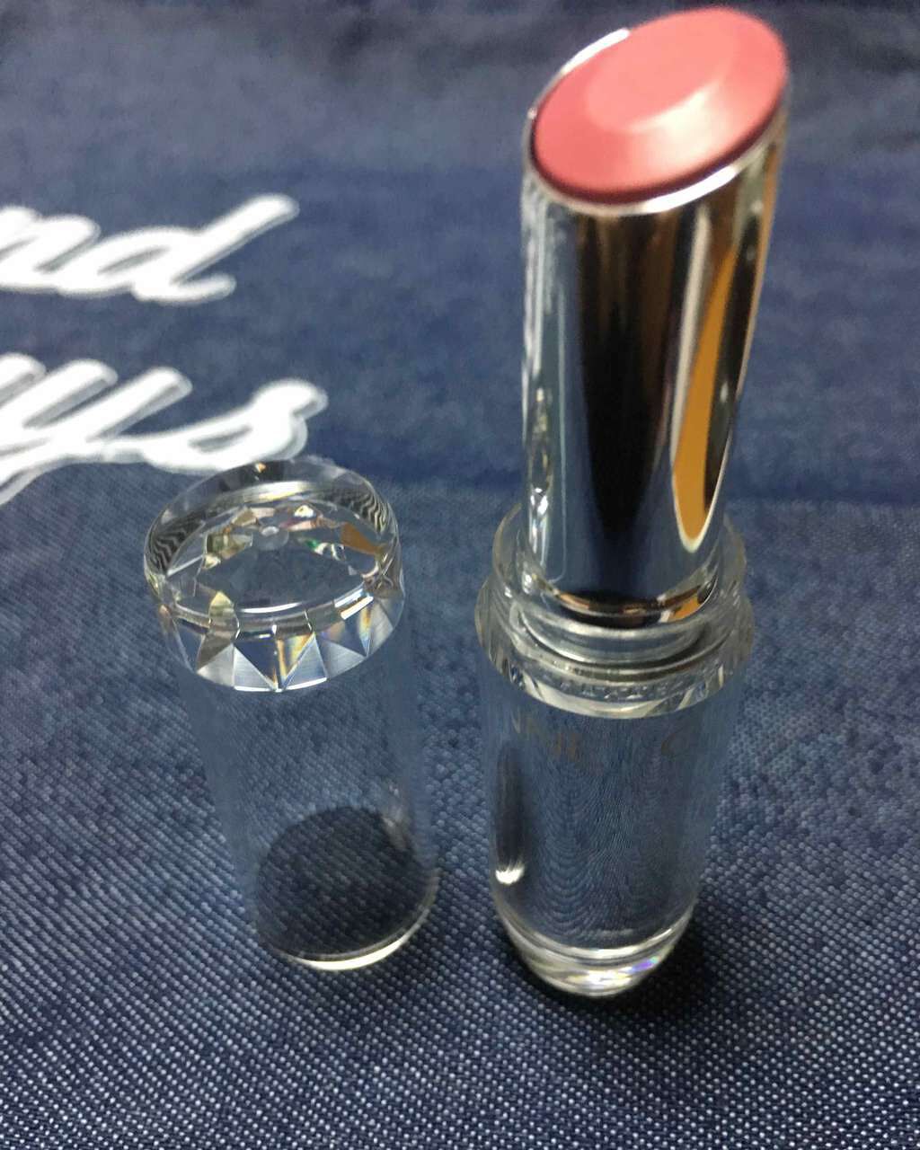 ラスティンググロスリップ/CEZANNE/口紅を使ったクチコミ（2枚目）