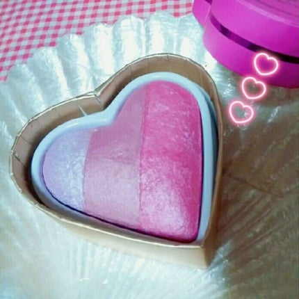 ブラッシング ハート/MAKEUP REVOLUTION/パウダーチークを使ったクチコミ(2枚目)