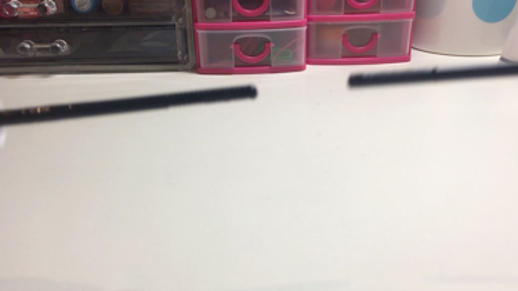 マスカラリムーバーN/ヒロインメイク/ポイントメイクリムーバーの動画クチコミ2つ目