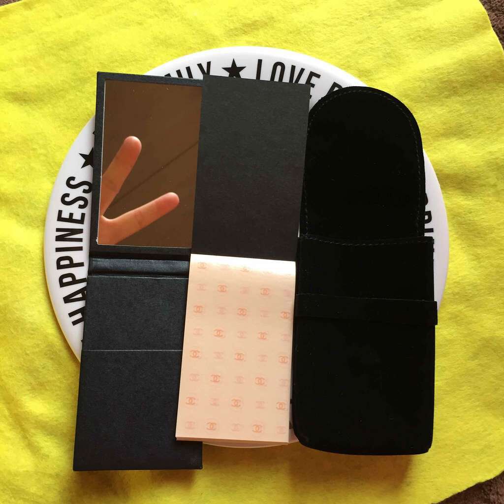 オイル コントロール ティッシュ/CHANEL/あぶらとり紙を使ったクチコミ（2枚目）