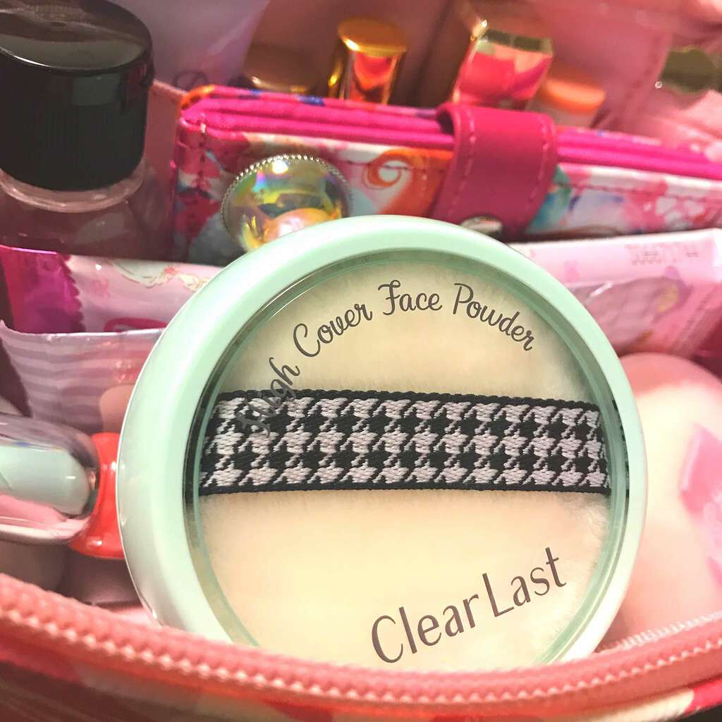 フェイスパウダー 薬用オークル/クリアラスト/プレストパウダーを使ったクチコミ(1枚目)