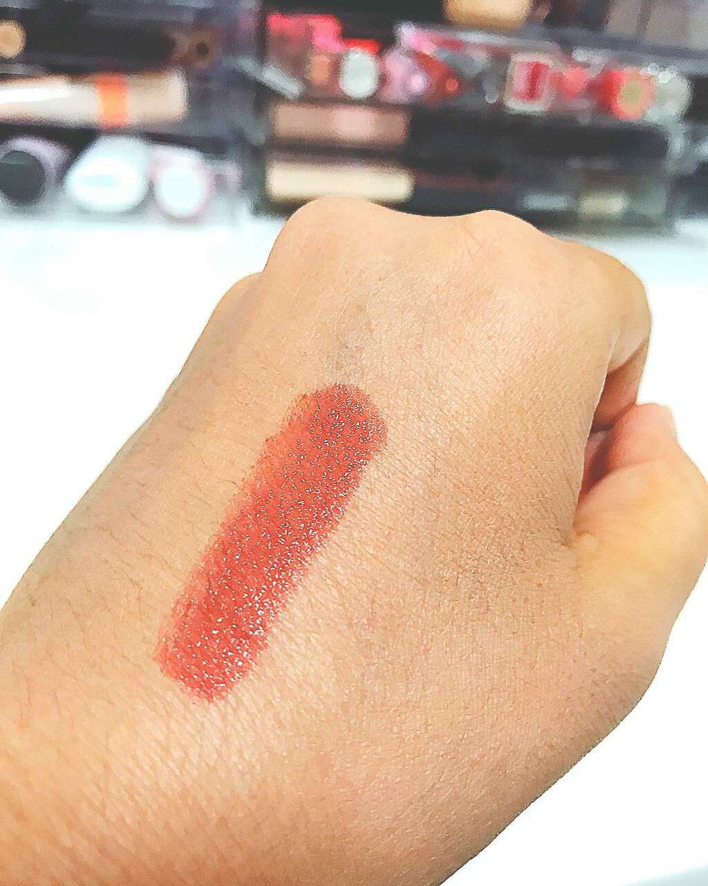 ウルトラ HD ジェル リップカラー/REVLON/口紅を使ったクチコミ(2枚目)