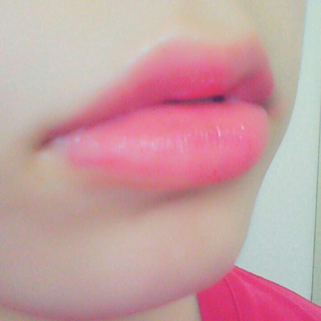 38°C / 99°F リップトリートメント (リップ美容液)/UZU BY FLOWFUSHI/リップケアを使ったクチコミ（2枚目）