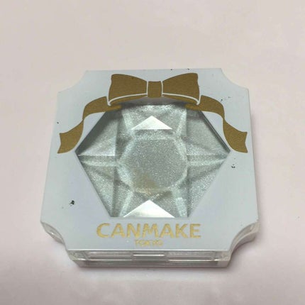 キャンメイク クリームハイライターのクチコミ「キャンメイク クリームハイライター 02 です✨アイシャドウベースとして使うと瞼のくすみをとっ.....」(1枚目)
