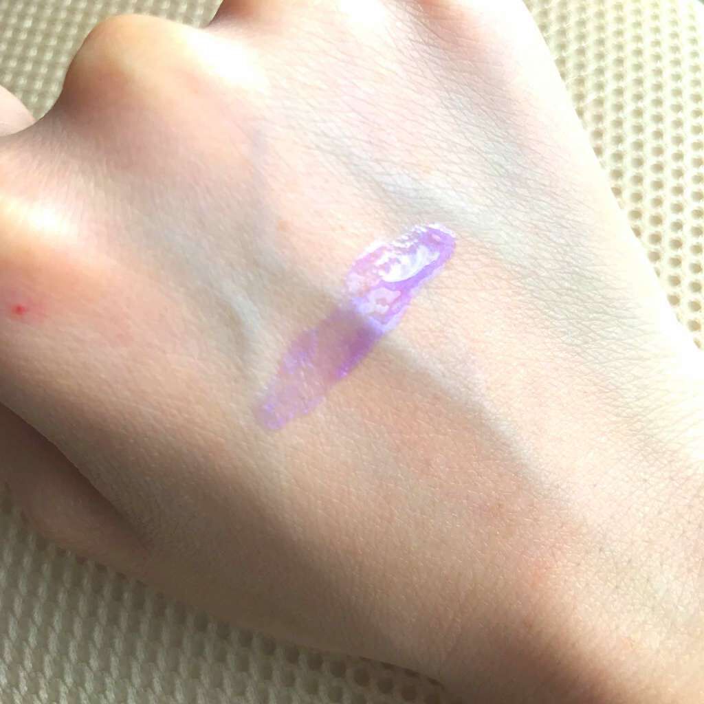 メスメリック ウェットリップオイル/CHICCA/リップグロスを使ったクチコミ(3枚目)