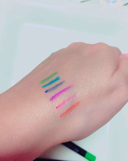 カラーアイライナー/キャンドゥ/ペンシルアイライナーを使ったクチコミ(3枚目)