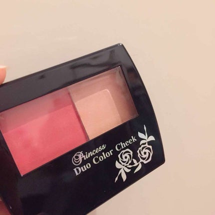 エルファー プリンセスデュオカラーチーク A/DAISO/パウダーチークを使ったクチコミ(1枚目)