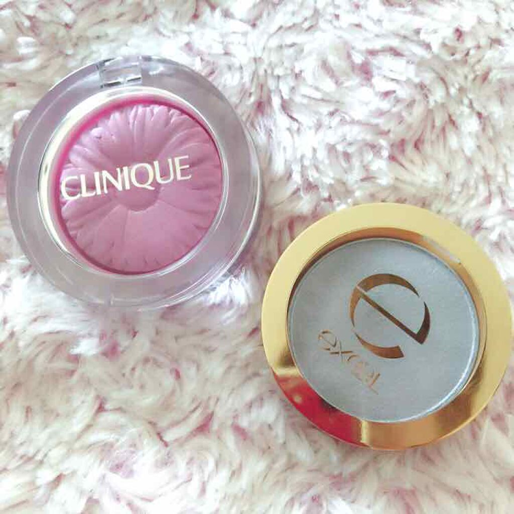 シャイニーシャドウ N/excel/単色アイシャドウを使ったクチコミ（1枚目）