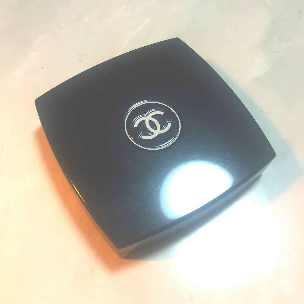 プードゥル ルミエール グラッセ/CHANEL/プレストパウダーを使ったクチコミ(1枚目)